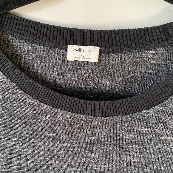 Aritzia Wilfred | Grey Knit Pullover - Picture 4 of 4